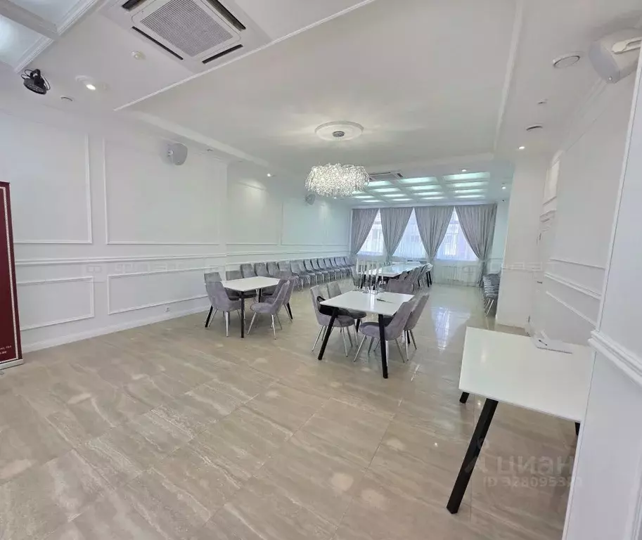 Помещение свободного назначения в Татарстан, Казань Чистопольская ул., ... - Фото 1