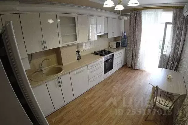 1-к кв. Крым, Евпатория просп. Ленина (42.0 м) - Фото 0