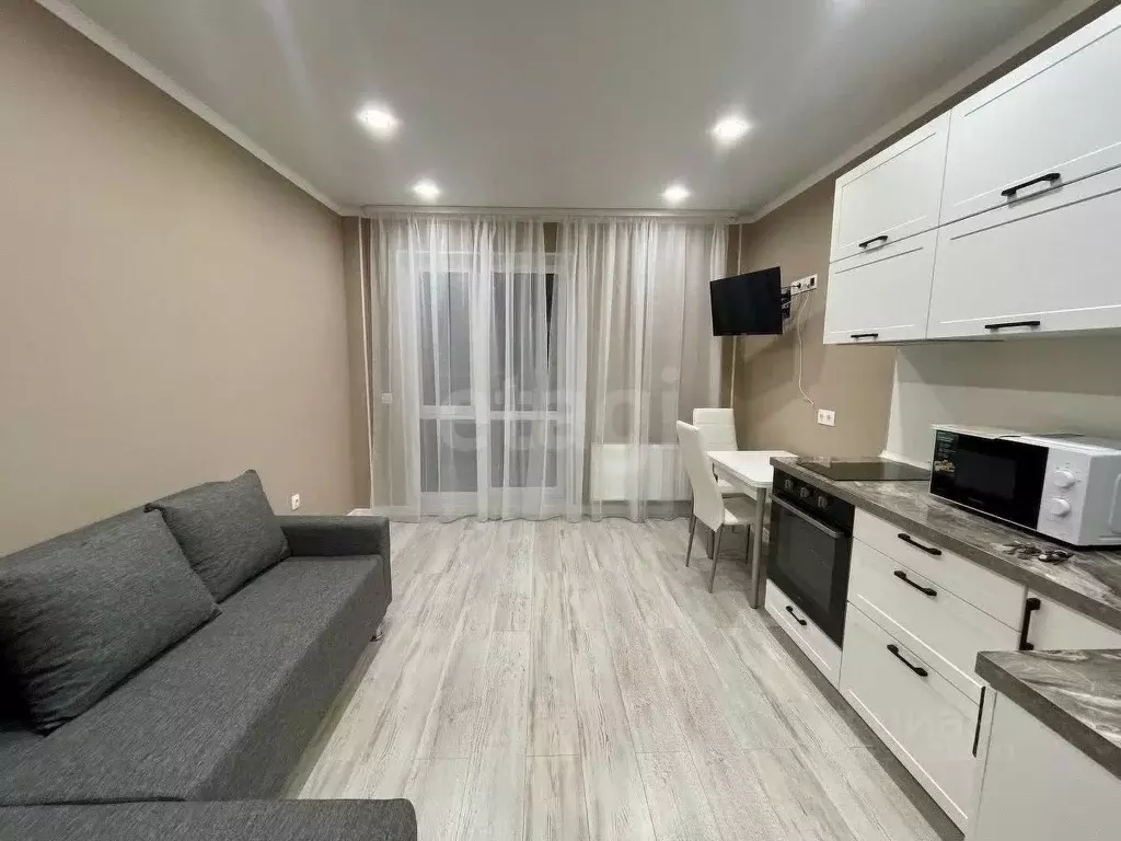 Студия Тюменская область, Тюмень Интернациональная ул., 199к6 (23.9 м) - Фото 1