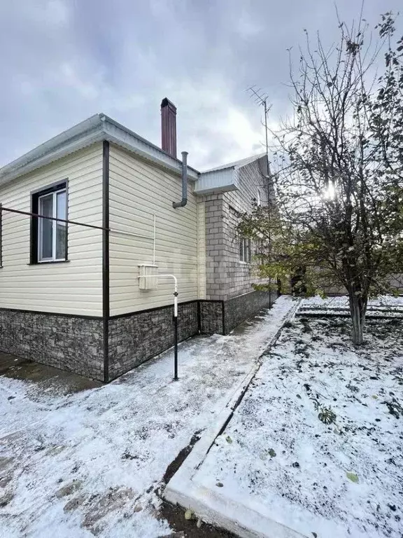 Дом в Башкортостан, с. Буздяк ул. Макарова, 13 (111 м) - Фото 0