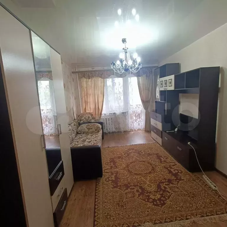 1-к. квартира, 35 м, 4/5 эт. - Фото 0