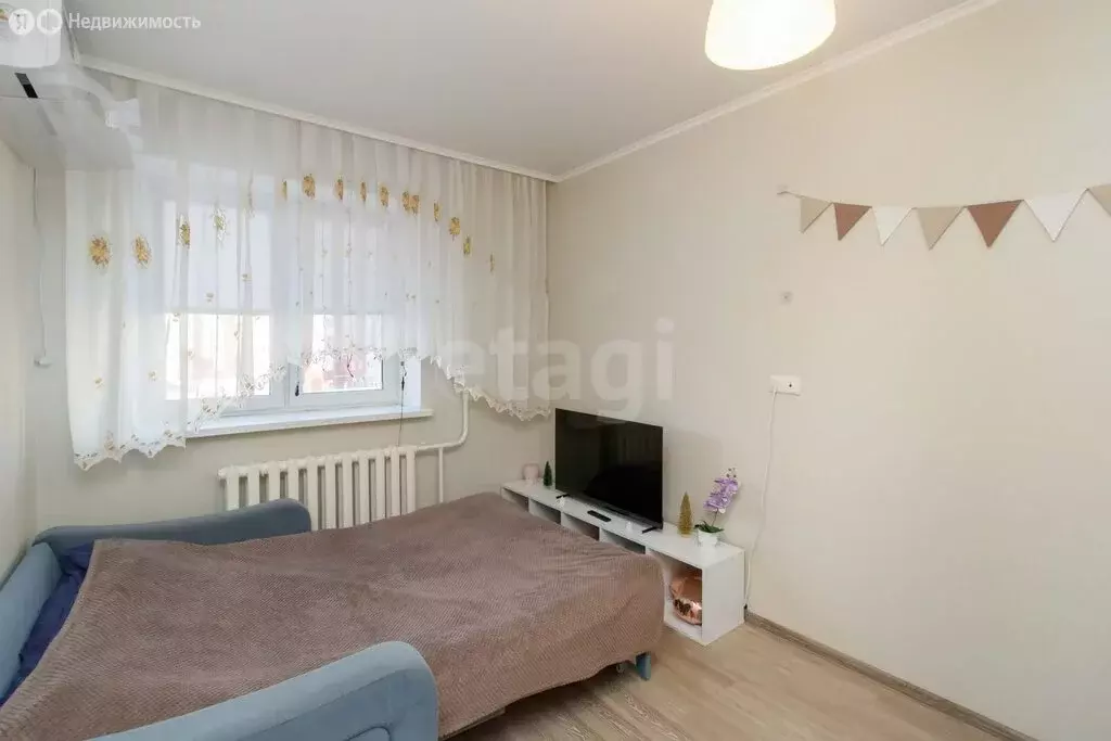 1-комнатная квартира: Тюмень, улица Станислава Карнацевича, 4 (39.7 м) - Фото 2