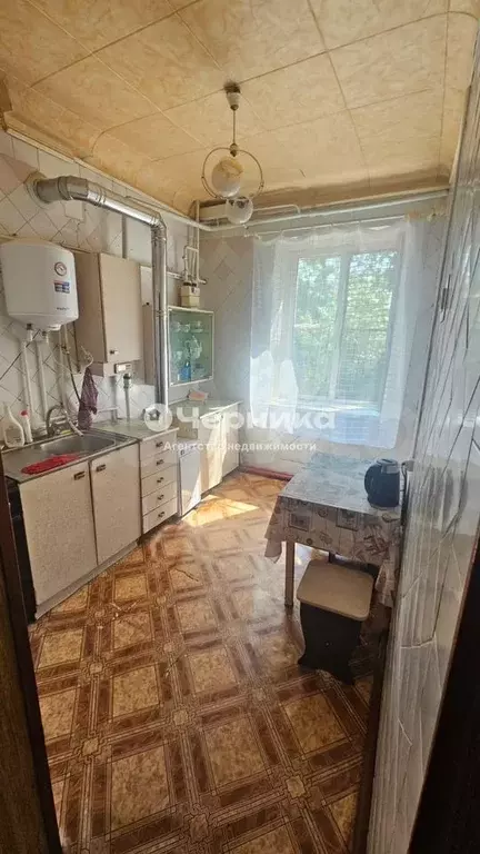 3-к. квартира, 63 м, 1/2 эт. - Фото 0
