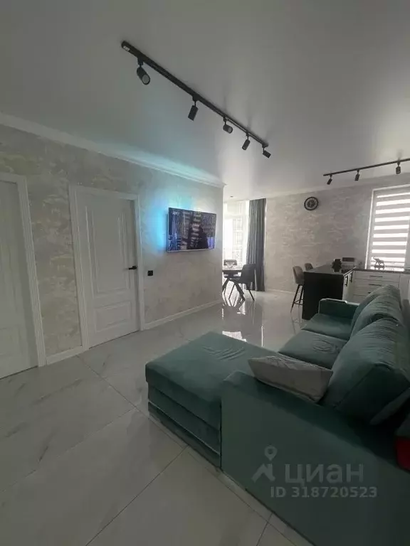 2-к кв. Северная Осетия, Владикавказ ул. Астана Кесаева, 44Вк2 (63.0 ... - Фото 1