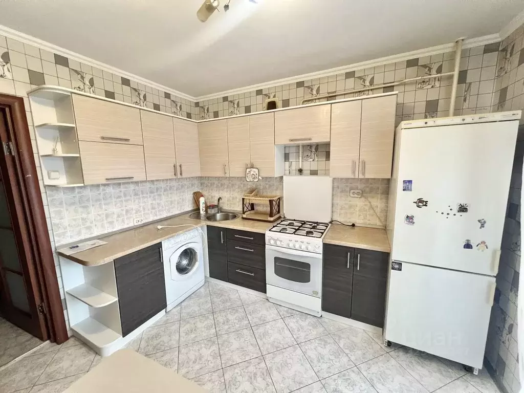 1-к кв. Брянская область, Брянск ул. Романа Брянского, 8 (42.0 м) - Фото 2