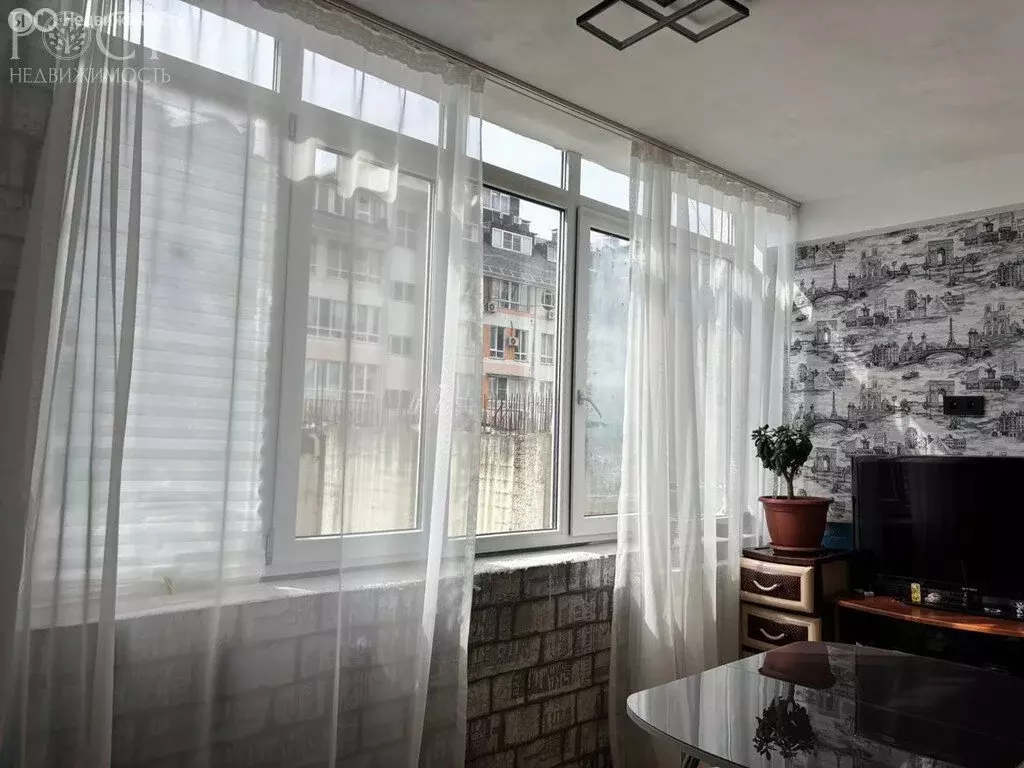 3-комнатная квартира: Сочи, микрорайон Новый Сочи, Клубничная улица, ... - Фото 1