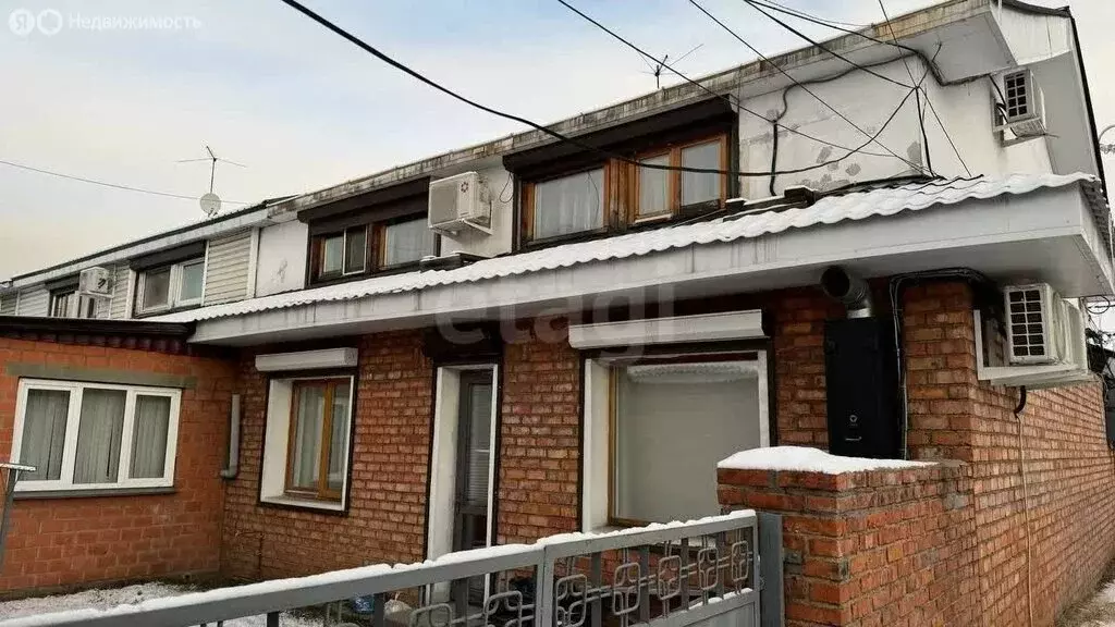 Дом в Улан-Удэ, улица Намжилова (291.2 м) - Фото 1