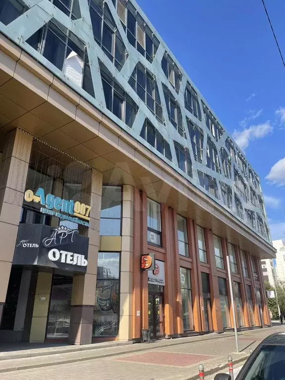 2-к. квартира, 84 м, 4/8 эт. - Фото 0