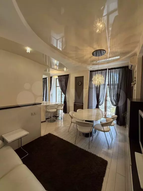 4-к. квартира, 116 м, 2/4 эт. - Фото 1