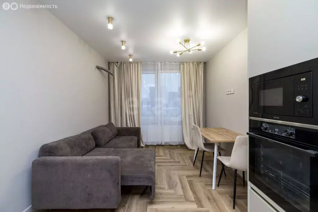 2-комнатная квартира: Тюмень, улица Анатолия Клиндюка, 4к2 (52.5 м) - Фото 1