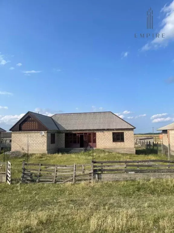 Дом в Чеченская республика, Гудермесский район, Дарбанхинское с/пос, ... - Фото 0