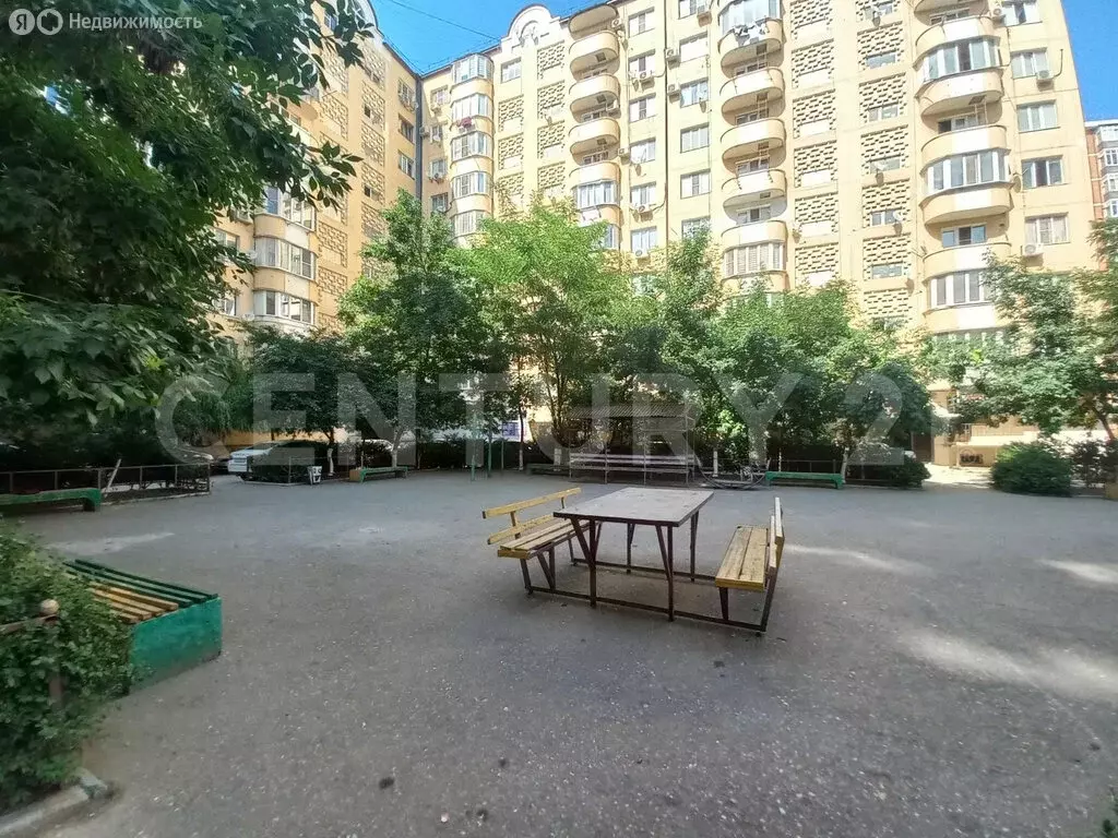 3-комнатная квартира: Махачкала, проспект Гамидова, 49к4 (90 м) - Фото 1