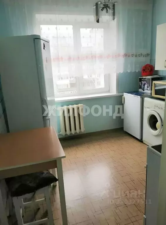3-к кв. Новосибирская область, Новосибирск ул. Макаренко, 19 (63.0 м) - Фото 1