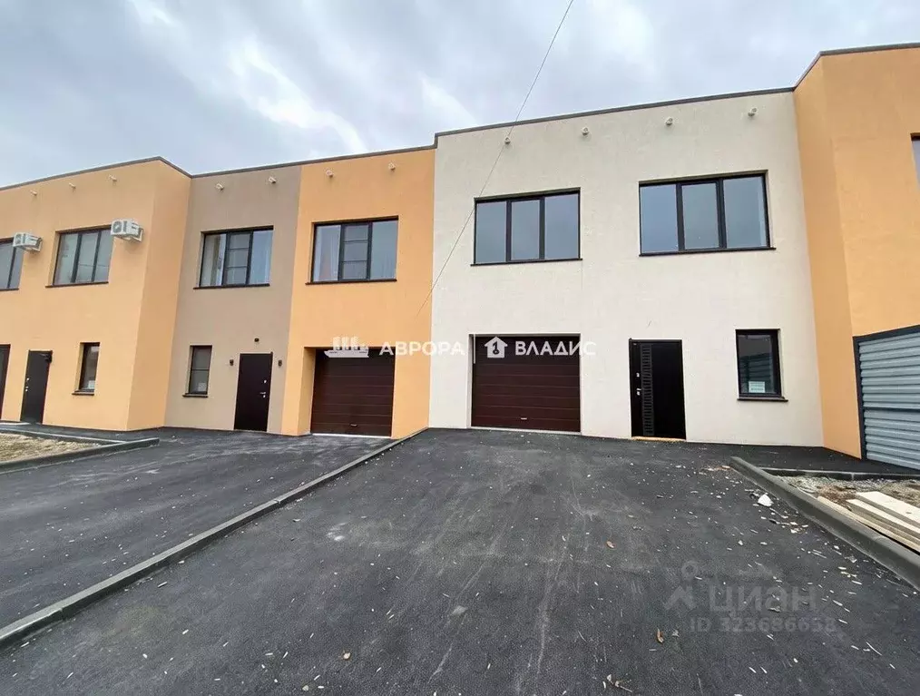 Таунхаус в Челябинская область, Магнитогорск ул. Новая, 37/1 (150 м) - Фото 0