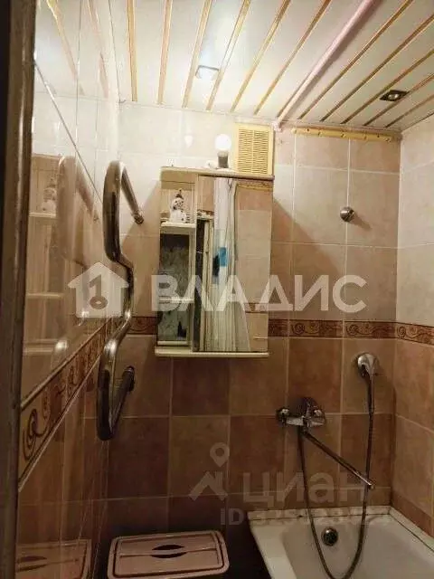 2-к кв. Калужская область, Обнинск ул. Энгельса, 15б (43.4 м) - Фото 2