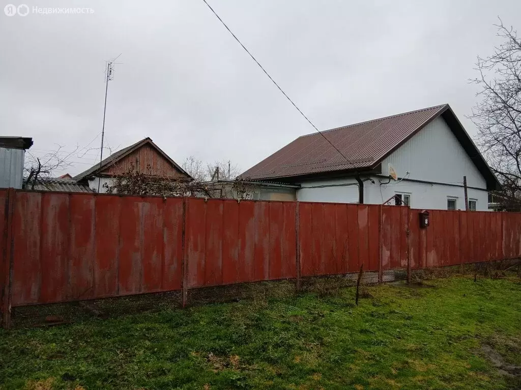 Дом в посёлок городского типа Ахтырский, улица Тельмана (60 м) - Фото 2