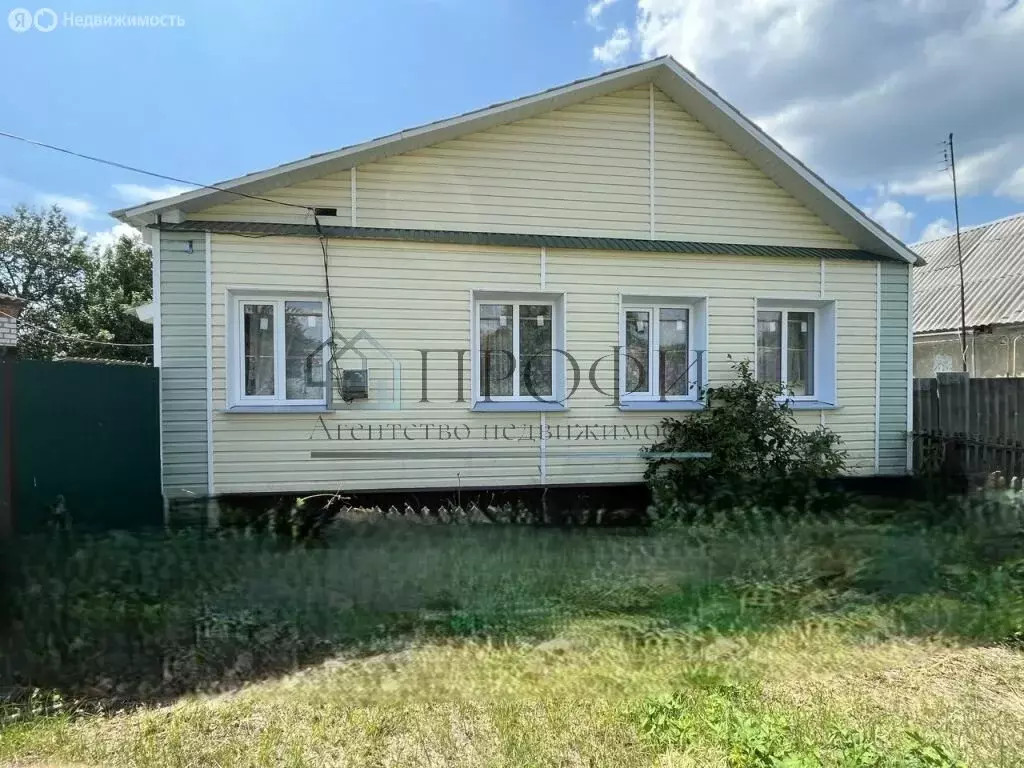 Дом в село Ольховатка, Центральная улица (64 м) - Фото 1