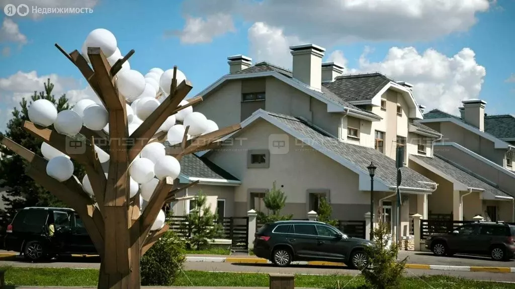 Дом в Казань, улица Олега Лундстрема, 1 (170 м) - Фото 1