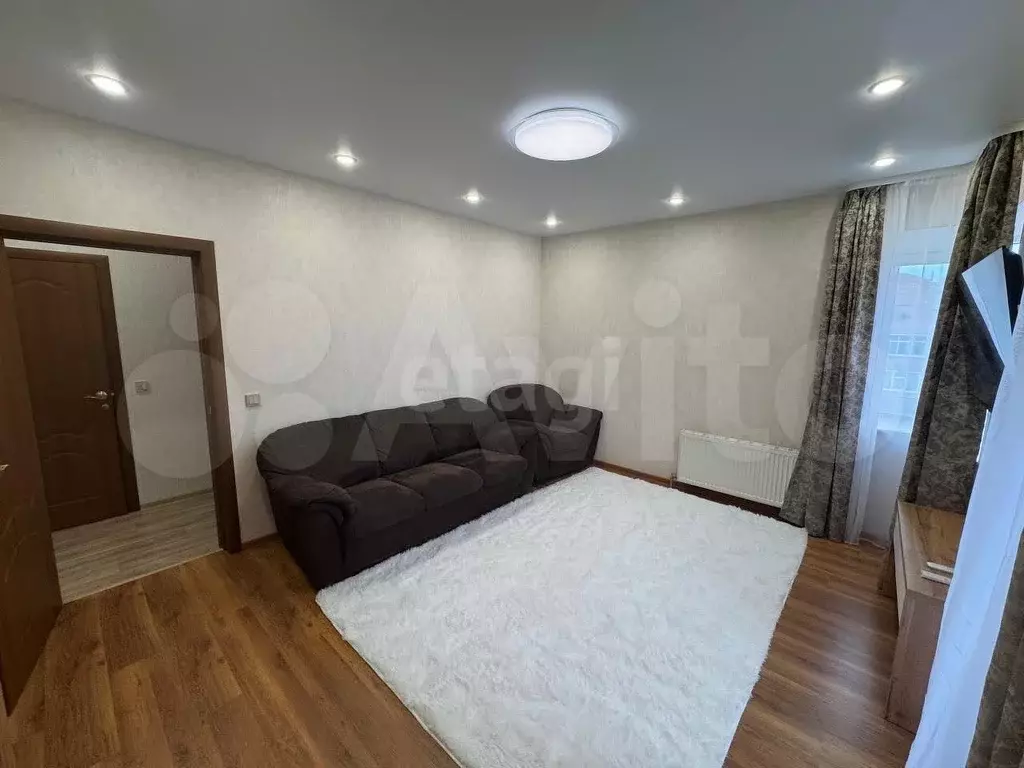 2-к. квартира, 50 м, 9/14 эт. - Фото 1