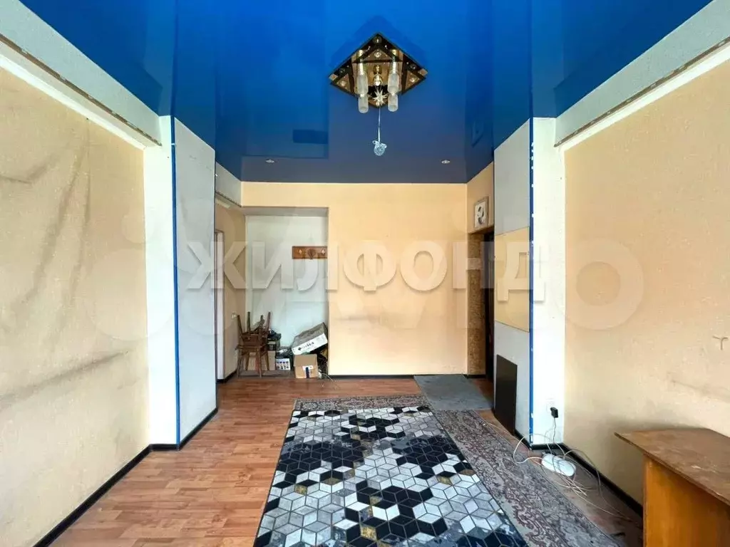 Комната 26 м в 4-к., 2/4 эт. - Фото 1