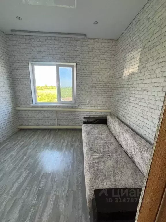 Дом в Омская область, Тара г. Тарское городское поселение, ул. 5-я ... - Фото 1