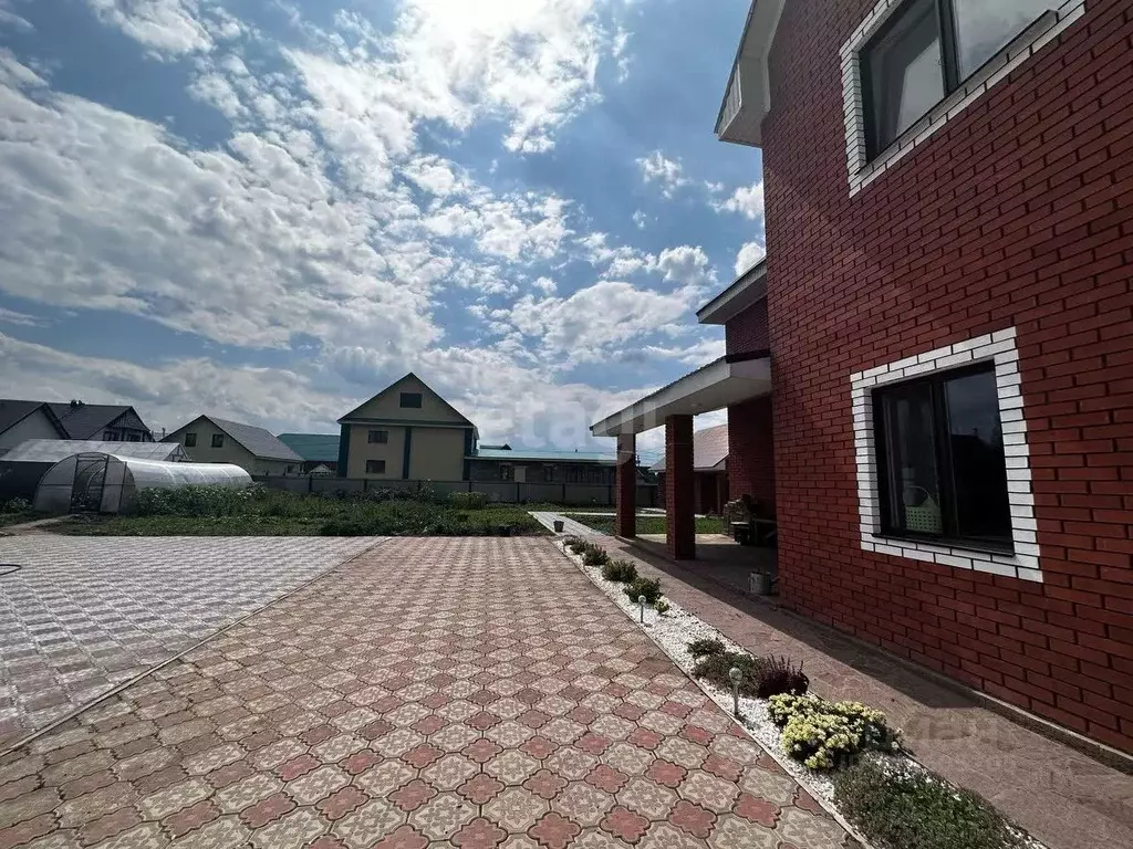 Дом в Башкортостан, Иглинский район, с. Акбердино ул. Аквалангистов, ... - Фото 0
