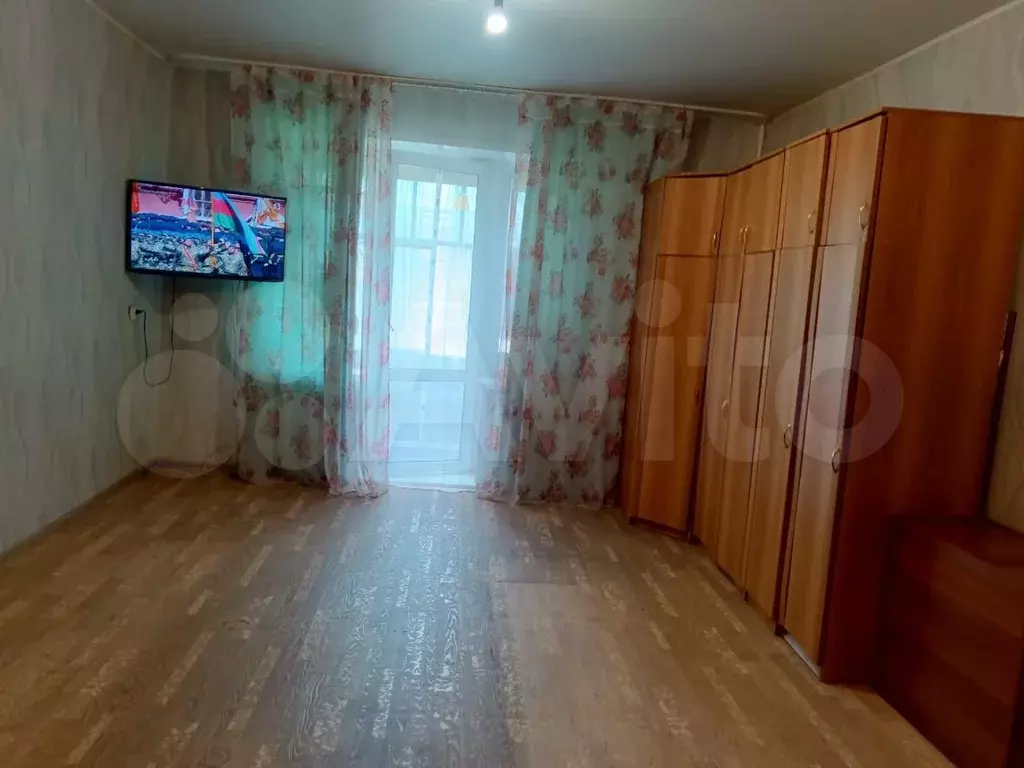 Комната 23,1 м в 3-к., 2/2 эт. - Фото 0