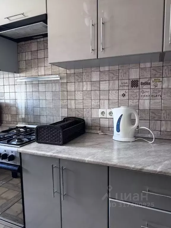 1-к кв. Саратовская область, Саратов Весенняя ул., 10в (40.0 м) - Фото 0