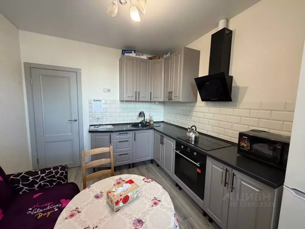 1-к кв. Москва пос. Коммунарка, ул. Бачуринская, 8к1 (41.0 м) - Фото 1