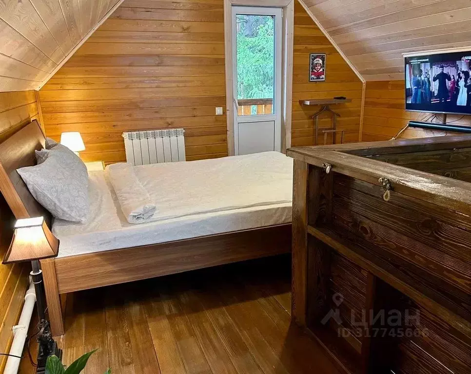 Дом в Красноярский край, Красноярск городской округ, пос. Минино ул. ... - Фото 2