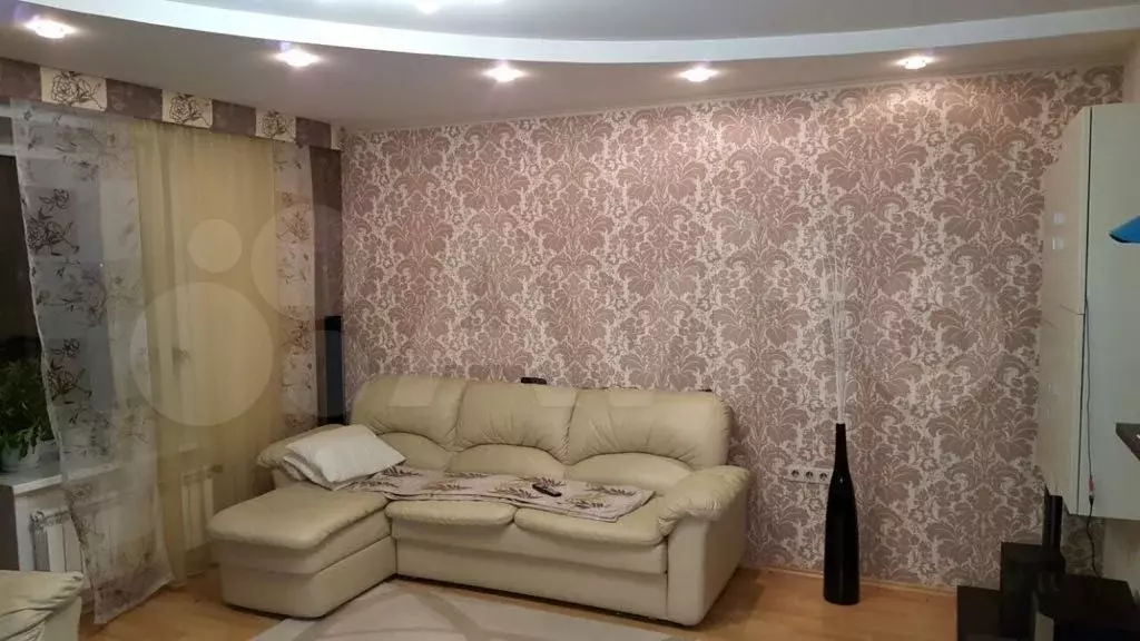 3-к. квартира, 80 м, 4/10 эт. - Фото 1
