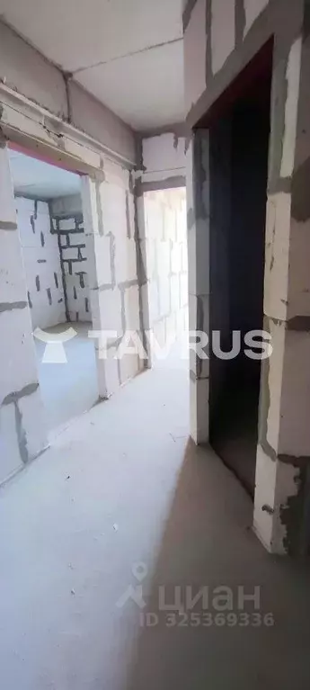 1-к кв. Крым, Симферополь ул. 51-й Армии, 55 (37.9 м) - Фото 2