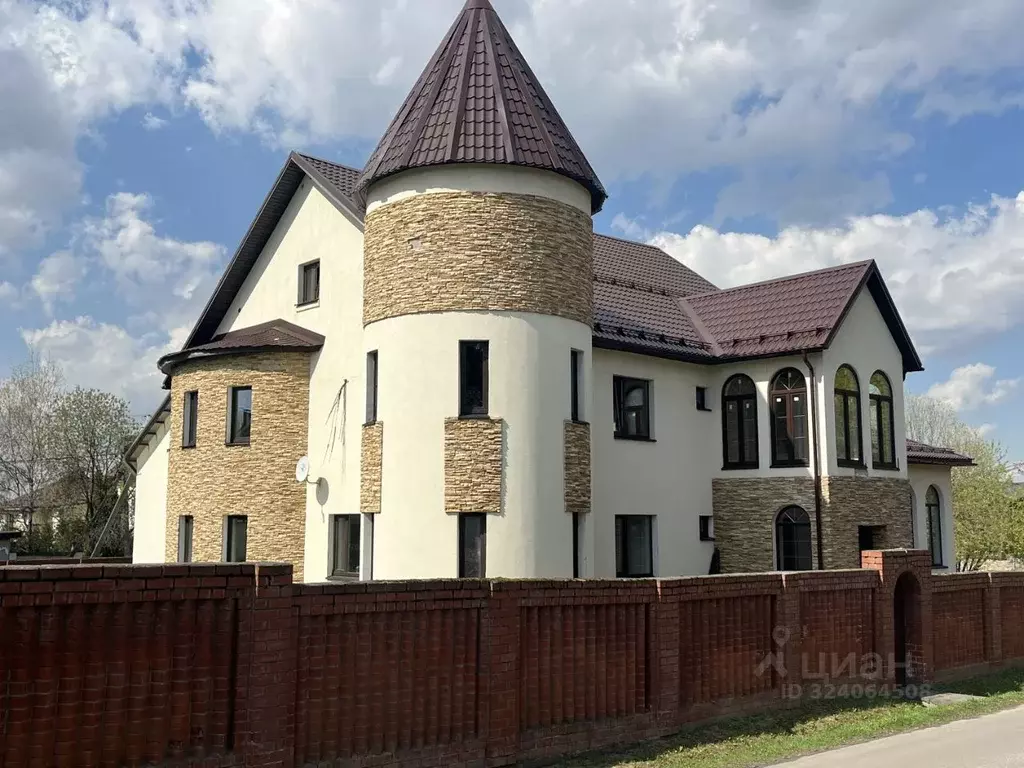 Коттедж в Московская область, Одинцовский городской округ, с. Лайково  ... - Фото 1