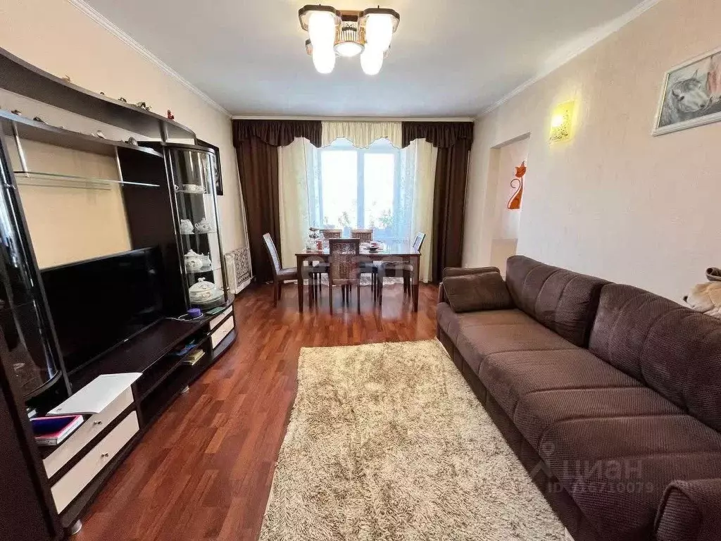 3-к кв. Забайкальский край, Чита Петровско-Заводская ул., 29 (90.5 м) - Фото 0