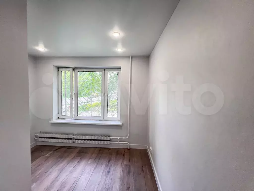 Квартира-студия, 10,1 м, 1/9 эт. - Фото 0