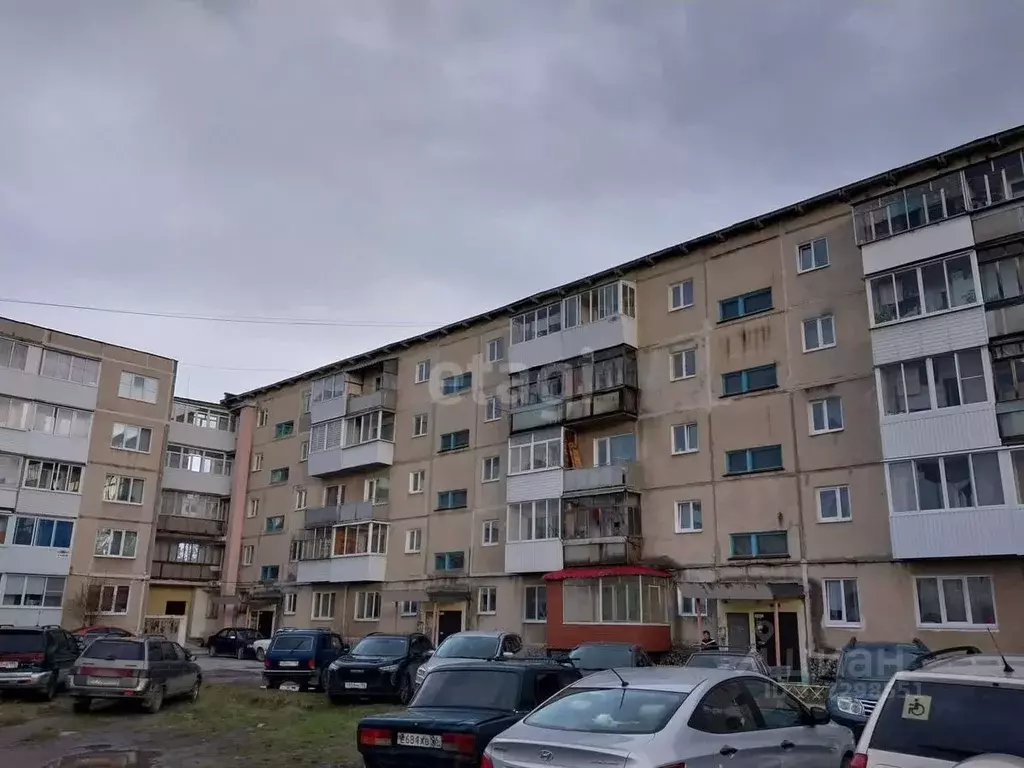 2-к кв. Свердловская область, Реж ул. Строителей, 4 (43.5 м) - Фото 0