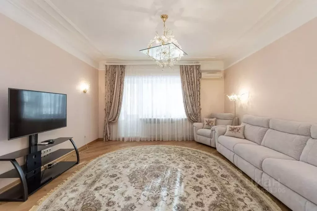 3-к кв. Тюменская область, Тюмень ул. Семакова, 6 (116.0 м) - Фото 1