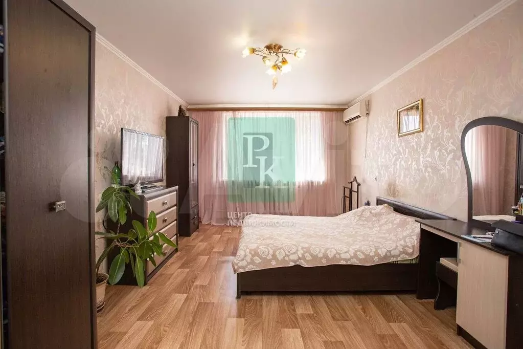 4-к. квартира, 91 м, 5/5 эт. - Фото 1