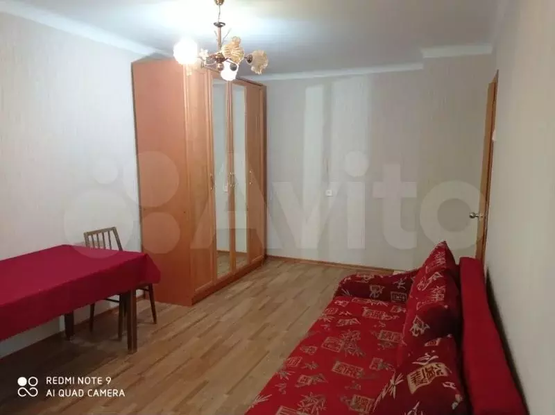 Комната 30 м в 1-к., 2/5 эт. - Фото 1