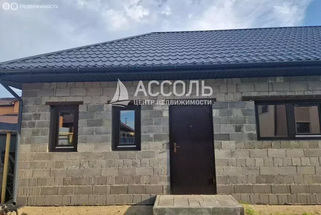 1-комнатная квартира: Омск, улица Стрелецкого, 27 (100 м) - Фото 2