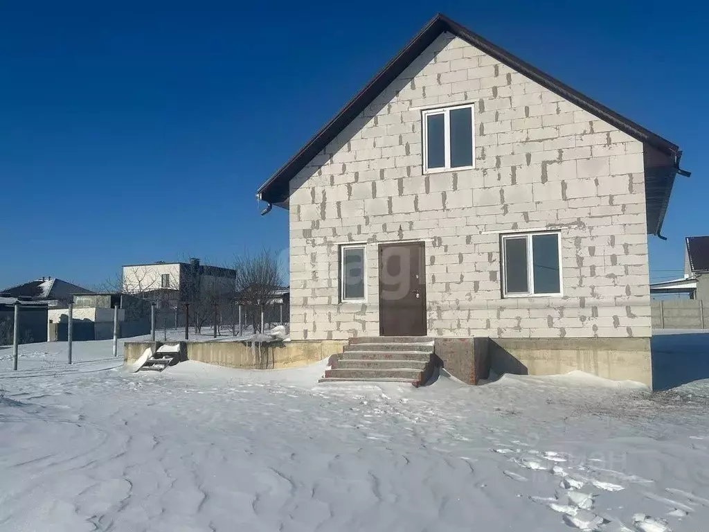 Дом в Белгородская область, Строитель Яковлевский городской округ, ул. ... - Фото 1