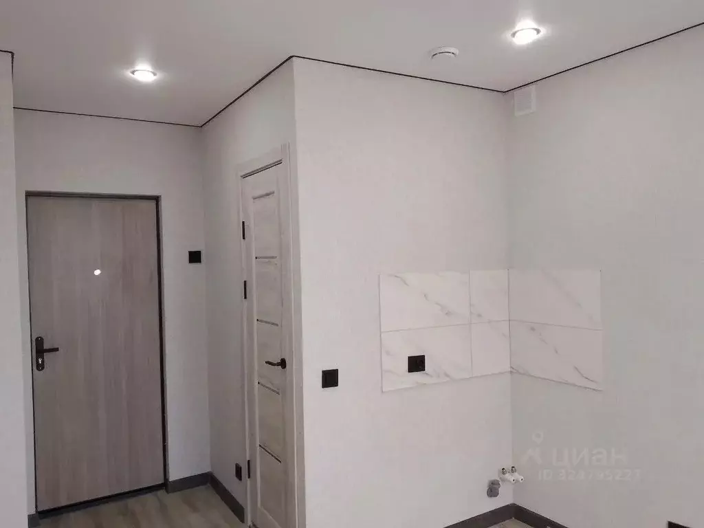 Студия Красноярский край, Красноярск бул. Солнечный, 13 (12.0 м) - Фото 1