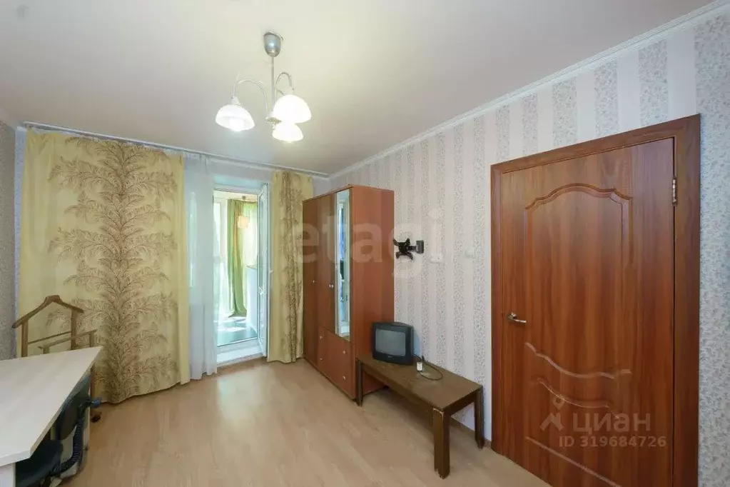 1-к кв. Тюменская область, Тюмень ул. 30 лет Победы, 46 (30.0 м) - Фото 0