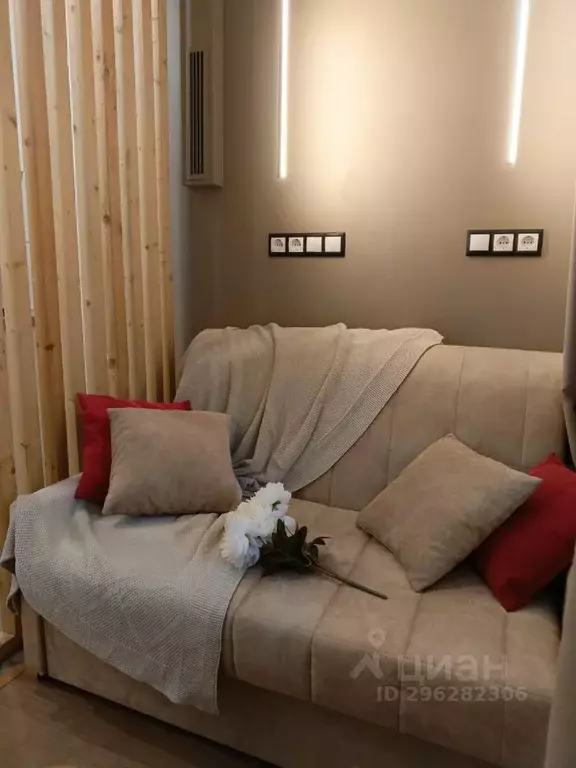 Студия Калужская область, Обнинск ул. Аксенова, 9 (10.0 м) - Фото 1