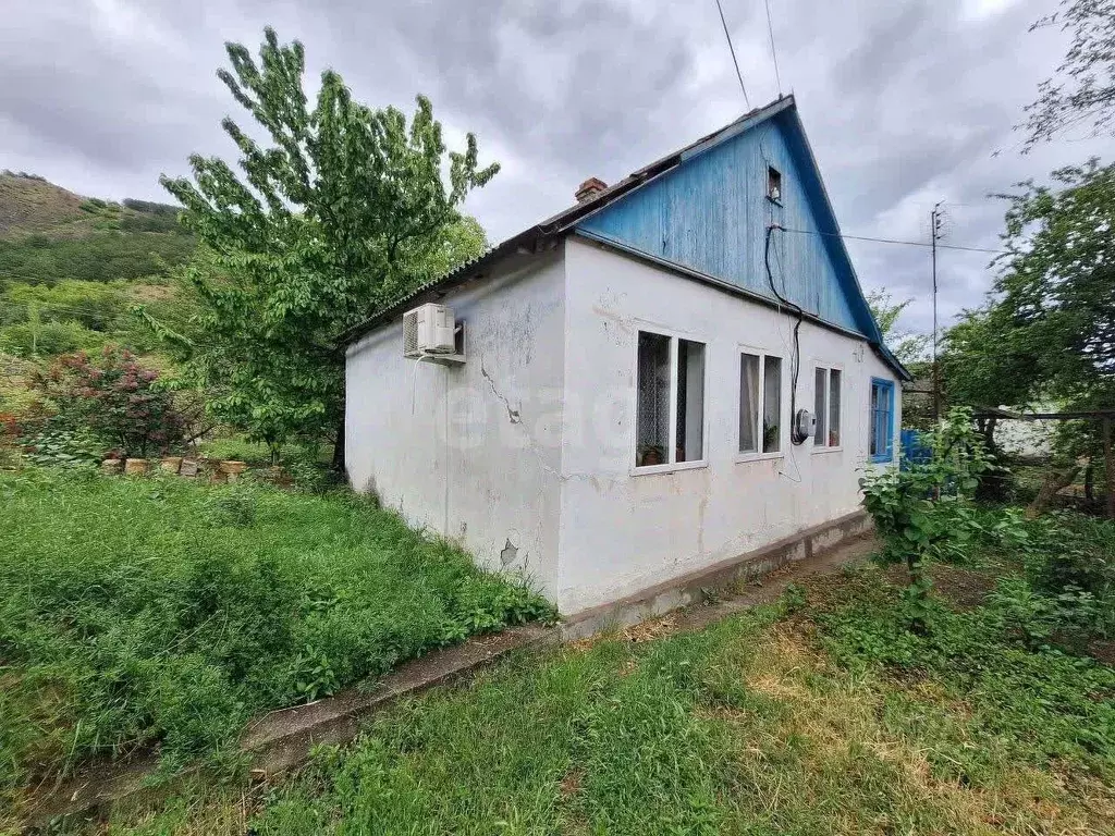 Дом в Крым, Алушта муниципальный округ, с. Приветное ул. Карла Маркса, ... - Фото 0