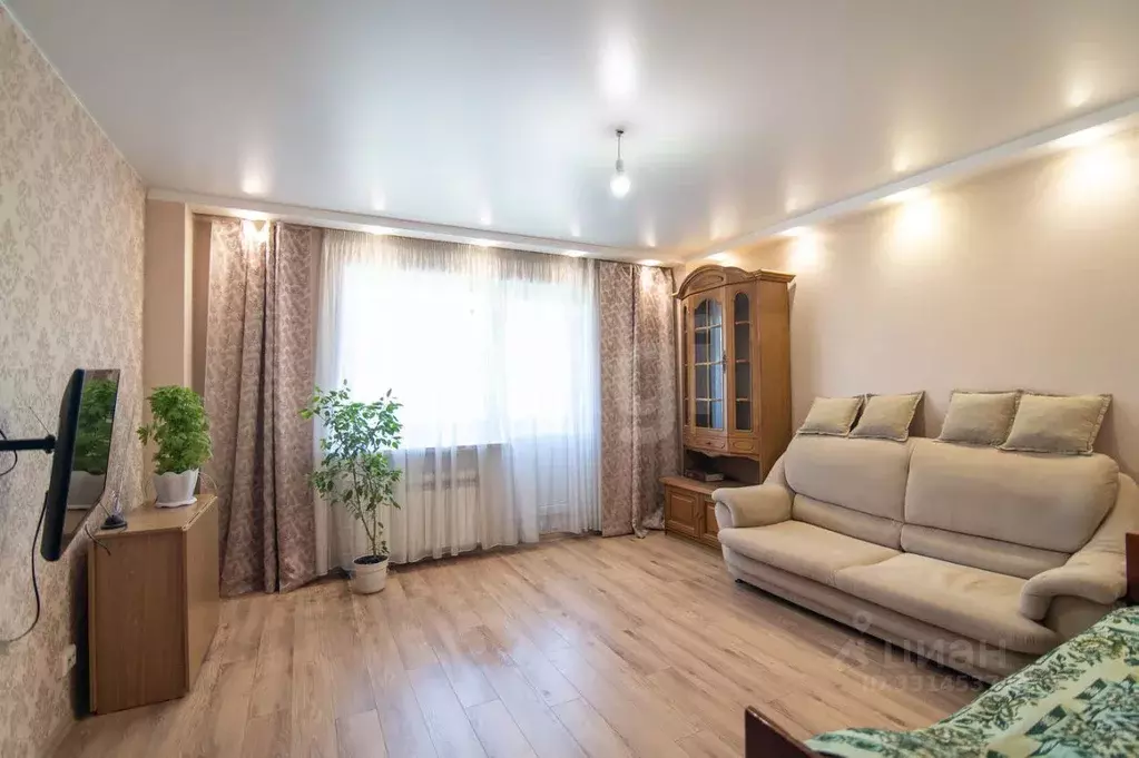 4-к кв. Алтайский край, Барнаул Балтийская ул., 67 (86.5 м) - Фото 1