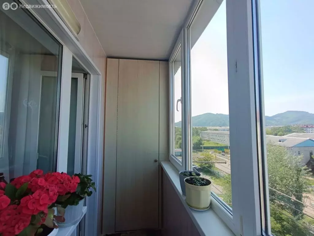 2-комнатная квартира: Находка, улица Фрунзе, 18 (51.5 м) - Фото 0