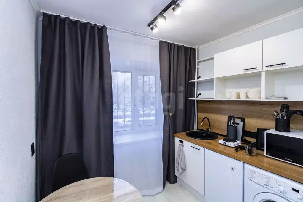 2-к кв. Тюменская область, Тюмень ул. Мельникайте, 97 (44.0 м) - Фото 1