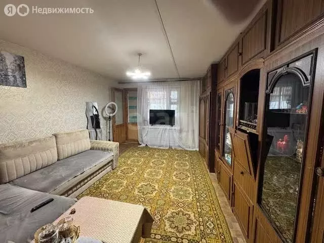 3-комнатная квартира: Пенза, улица Антонова, 15 (61.2 м) - Фото 1