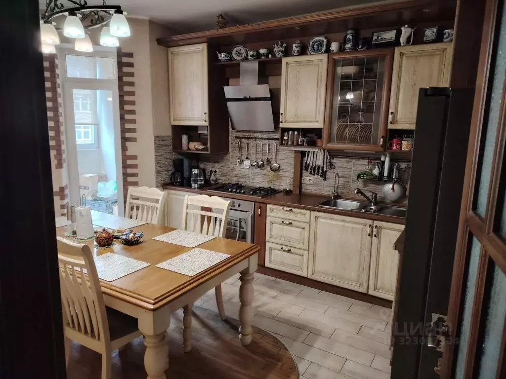 5-к кв. Калининградская область, Калининград Земельная ул., 16 (153.0 ... - Фото 1